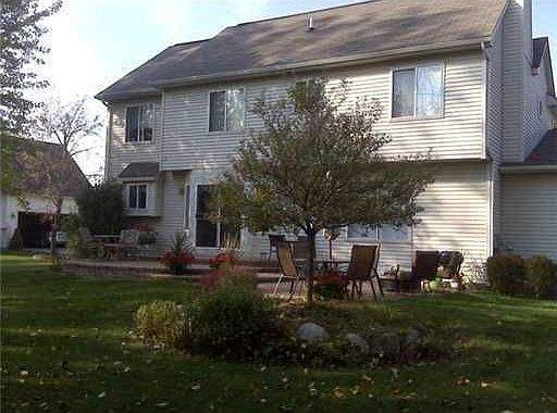 2nd image of 47151 Harbour Pointe Ct