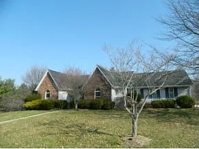 2621 E Bradford Ct photo 1