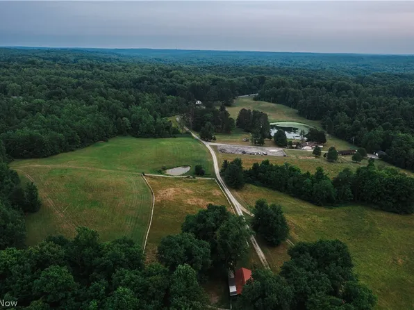 10036 Wilson Mills Rd, Chardon, OH 44024