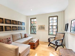 323 W 43rd St APT 3FW, Manhattan, NY 10036