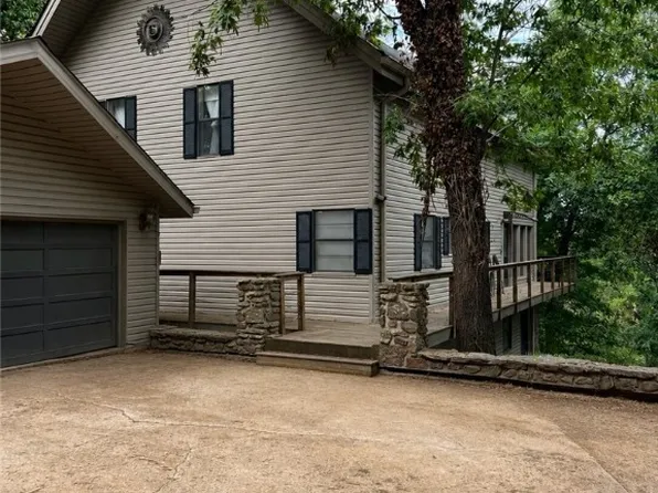 6805 W Creek Rd, Ozark, AR 72949