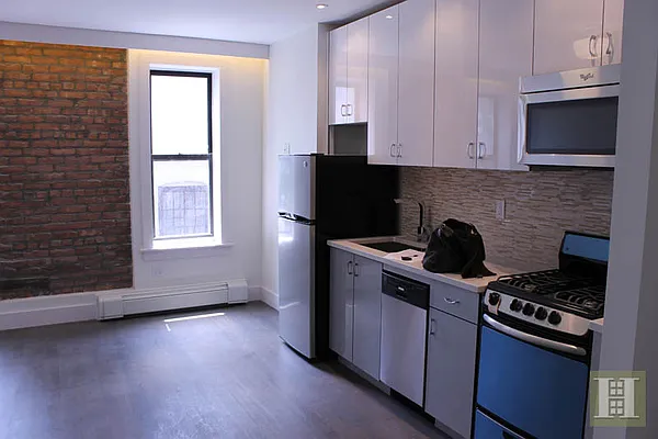 Rented by Halstead Real Estate | media 6