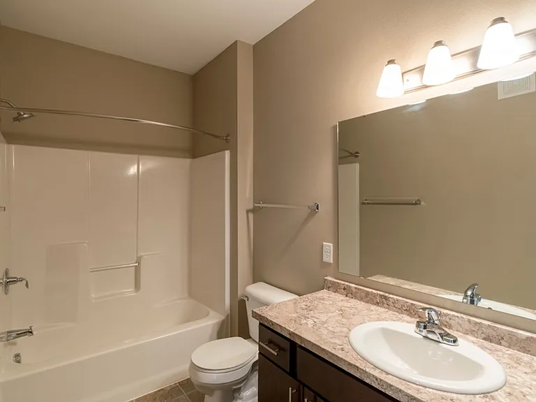 Stonecrest Apartments — Photo 95