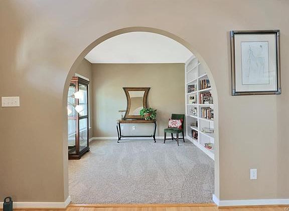 4th image of 2104 Eagles Nest Ct