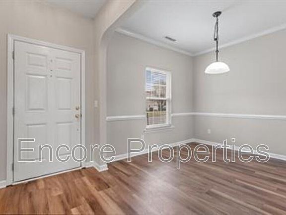 5th image of 3212 Sawyers Mill Dr
