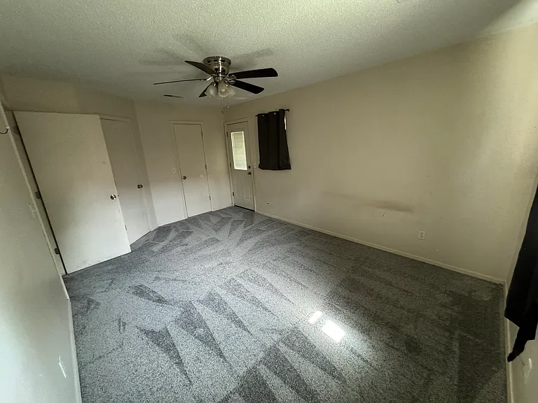 1912 Cypress Pl #B — Photo 10