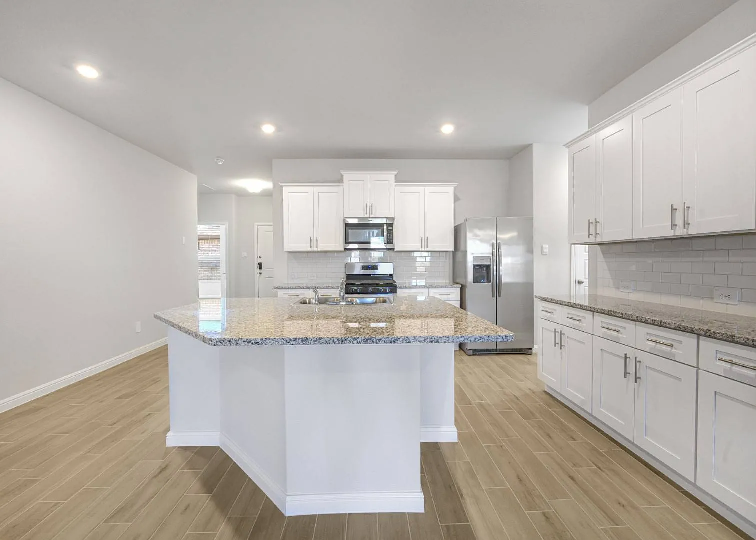 1208 Patti Lane — Photo 3