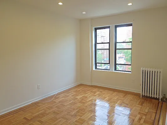 Rented by Marjorie Thompson, LREB | media 4
