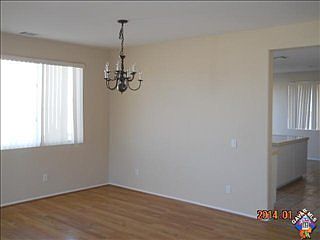 4th image of 1217 E Avenue K6