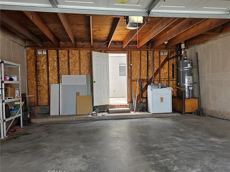 10236 Zelzah Ave #6 — Photo 8