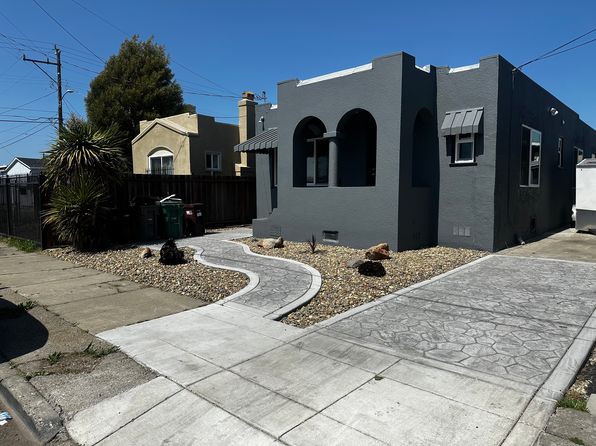 7808 Weld St