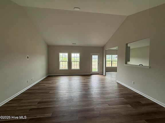 3rd image of 46 Fiddleneck Court