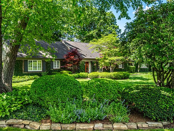 4th image of 9550 Copley Dr