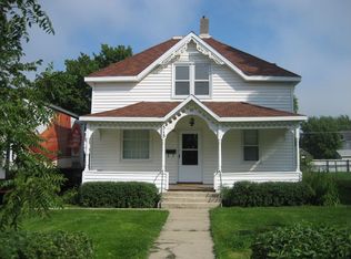 515 2nd St SW, Pipestone, MN 56164