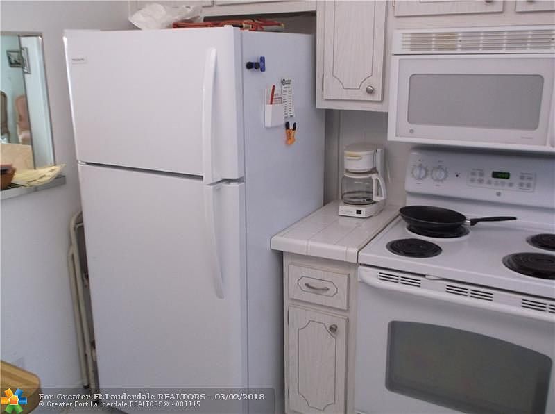 1st image of 9460 Sunrise Lakes Blvd APT 209