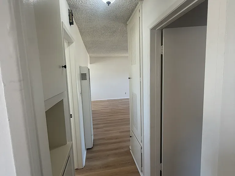 833 Bonita Ave — Photo 10