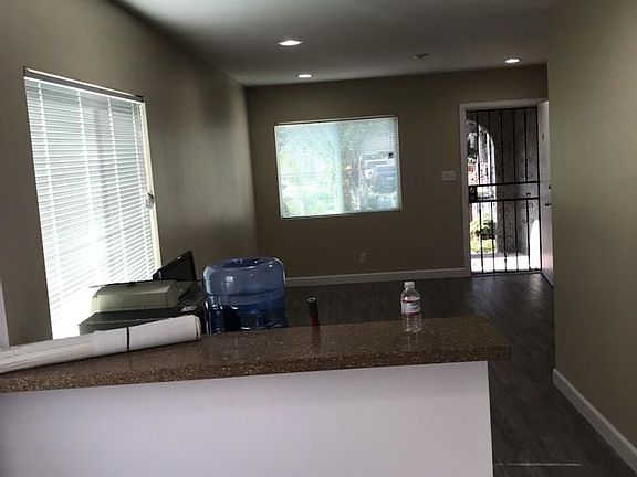 3rd image of 4845 W 99th St