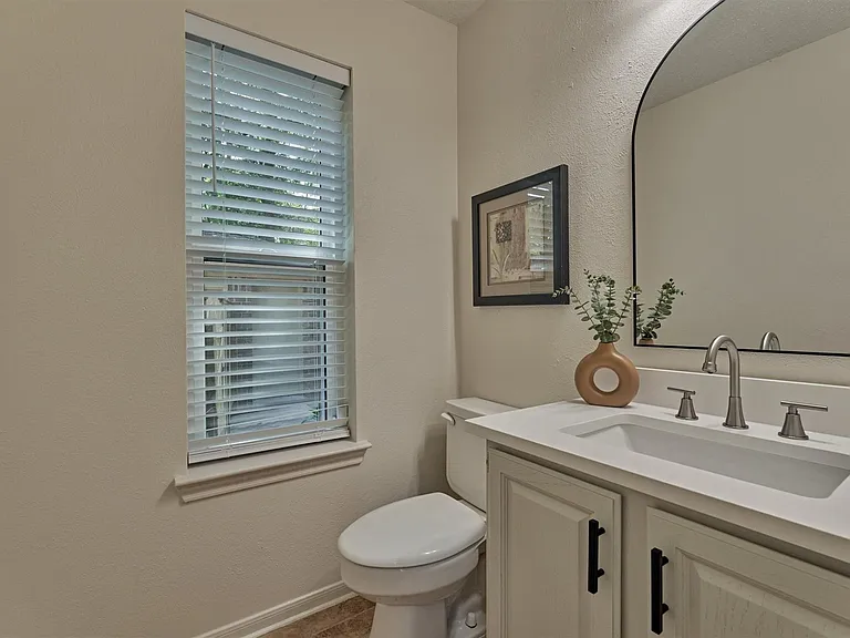 71 Breezy Point Pl — Photo 21