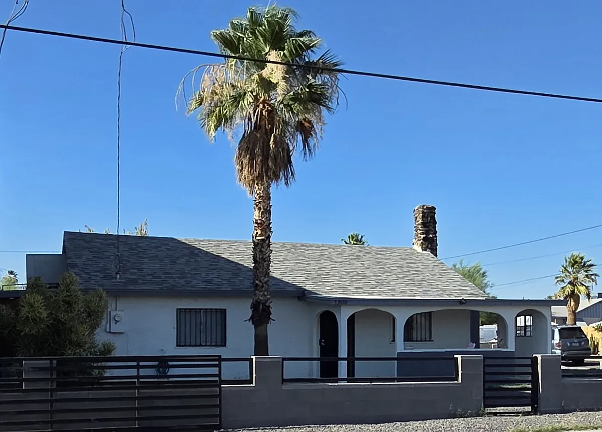Building Photo - 8900 N 10th St