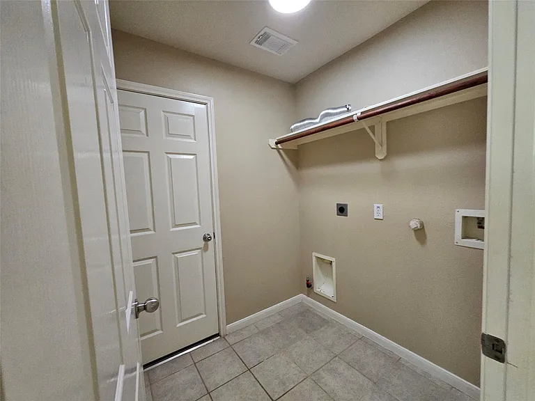 1079 Shadow Glenn Dr — Photo 29