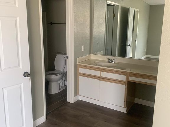 4th image of 44526 15th St E Unit 7
