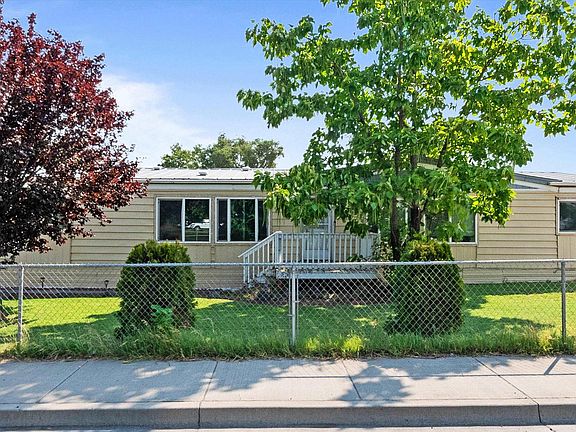 4th image of 520 Grosscup Blvd