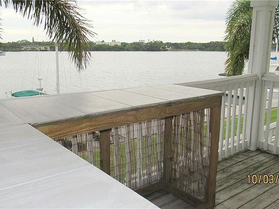 5th image of 103 Pompano Dr SE APT C