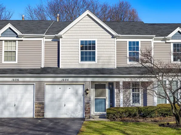 1604 Pebble Beach Cir, Elgin, IL 60123