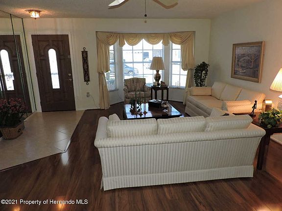 3rd image of 2362 Morning Glory Trl