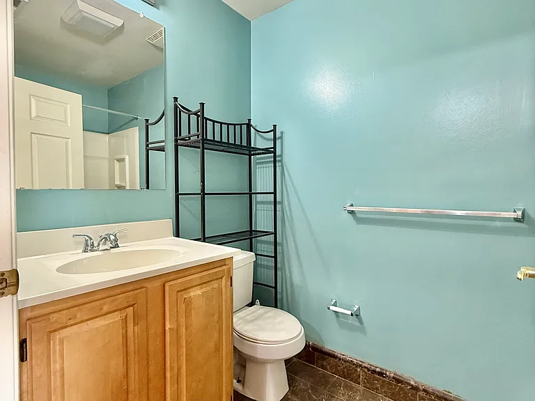 1823 S Napa St — Photo 19