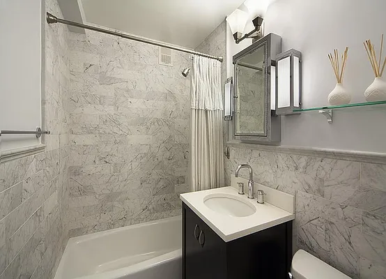 Rented by Warburg | media 20