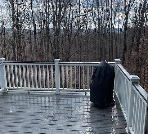 5th image of 702 Kensington Ct