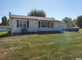 110 Welge Dr, Chester, IL 62233