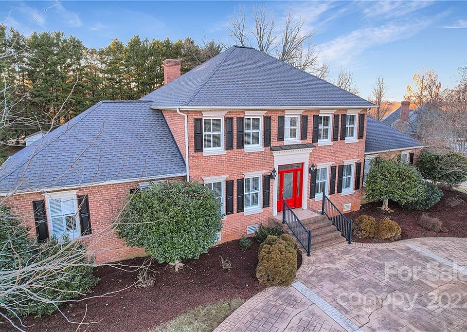 1st image of 133 Baymount Dr