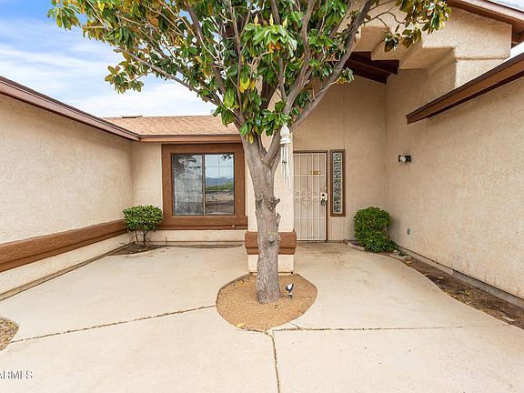 5th image of 5041 SANTIAGO Court