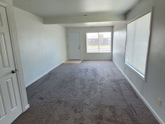 5th image of 803 S C St