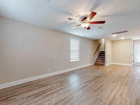 2nd image of 64 Gratton Ests Lot 64