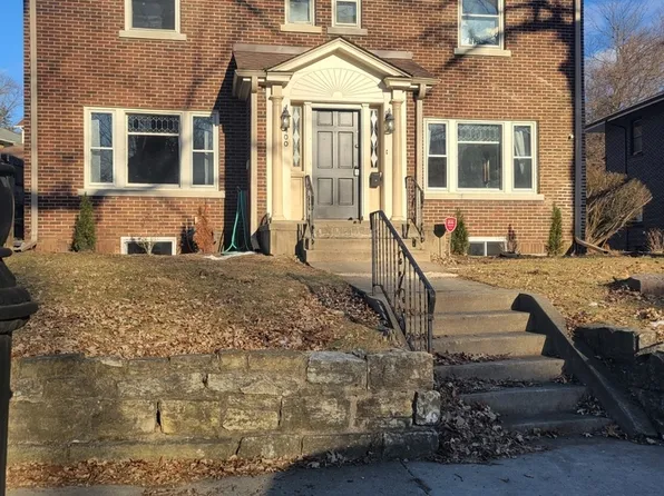 400 Whitney Ave, Joliet, IL 60435