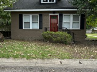 110 S Virginia Ave, Fayetteville, NC 28305