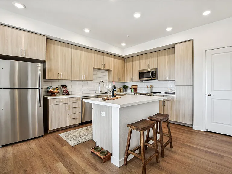 Verdell Pointe — Photo 47