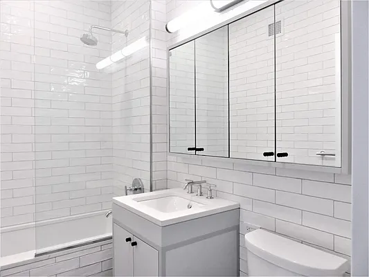 Rented by REAL New York | media 37