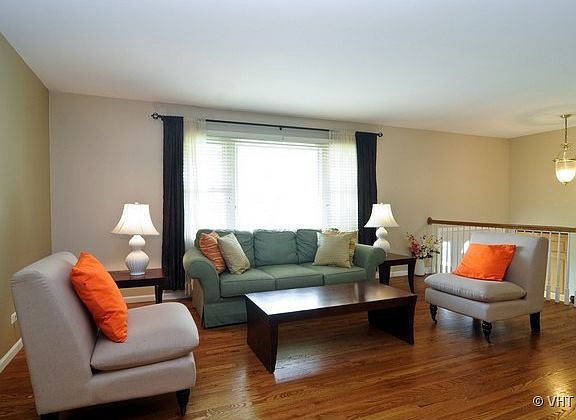2nd image of 1148 E Anderson Dr
