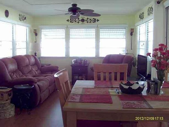4th image of 125 Sun Cir