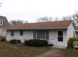 305 McDonald St, Walnut, IL 61376