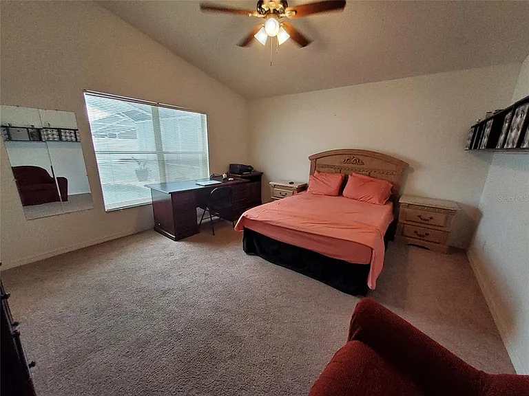 944 Lockbreeze Dr — Photo 14