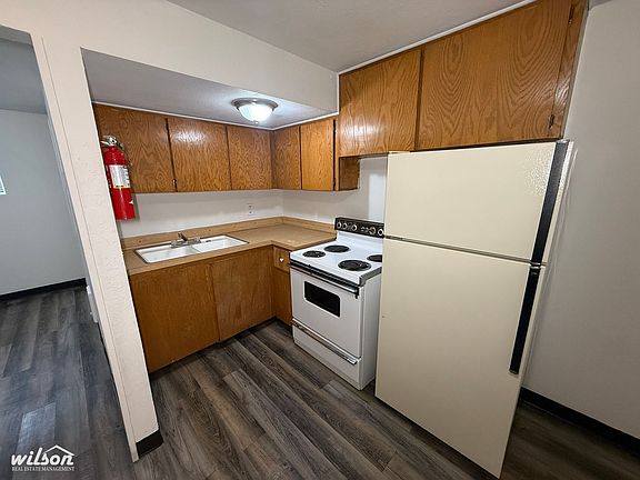 4th image of 9890 Us Highway 12 APT D