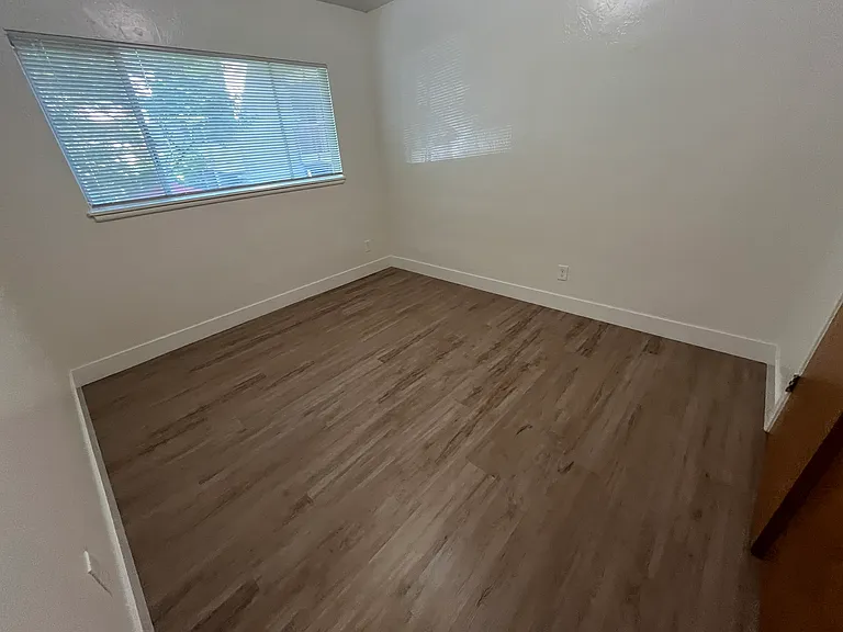 1625 O St #102 — Photo 10