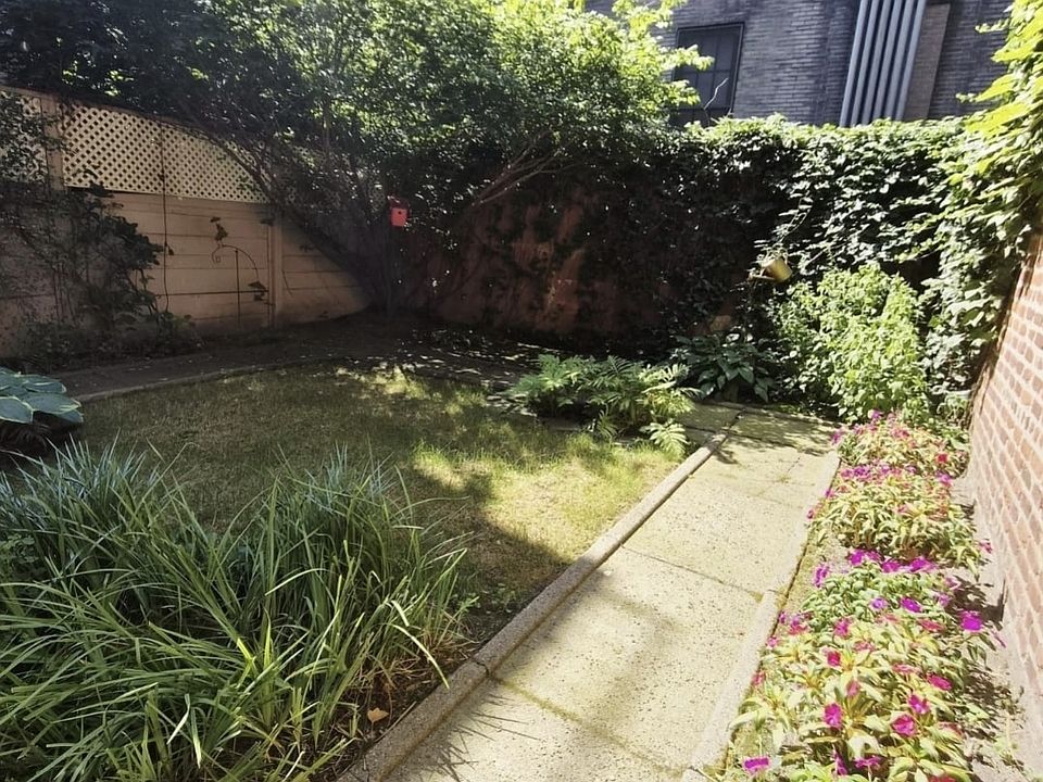 1st image of 132 W 74th St APT 1B