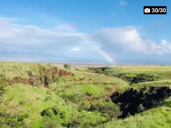 2692 Akalani Loop #A, Makawao, HI 96768