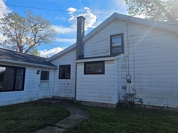5th image of 248 Haner St